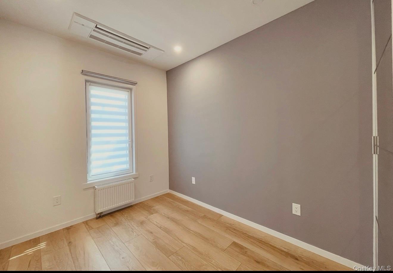 #8 photo, 7157 69th Place, Glendale , NY 11385