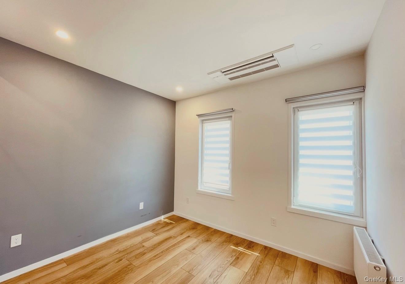 #9 photo, 7157 69th Place, Glendale , NY 11385