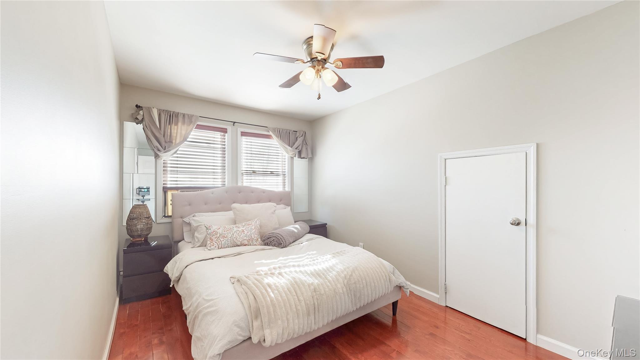 #10 photo, 130-29 133rd Avenue, South Ozone Park , NY 11420