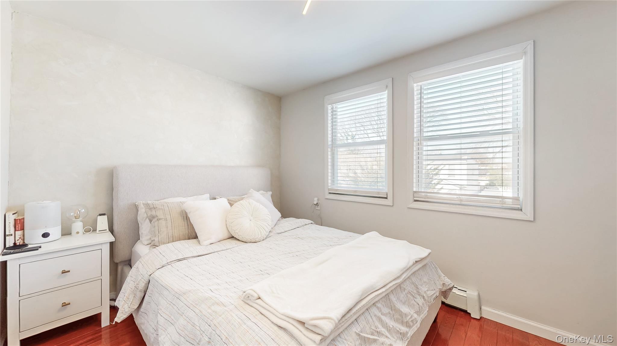 #11 photo, 130-29 133rd Avenue, South Ozone Park , NY 11420