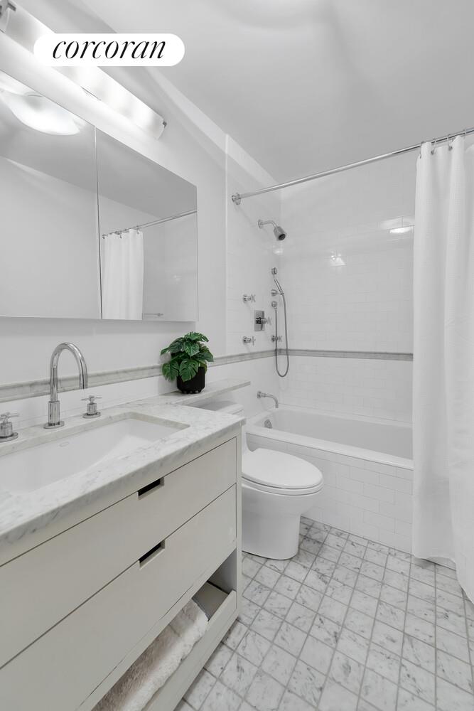 #13 photo, 8 E 83RD Street, Upper East Side , NY 10028