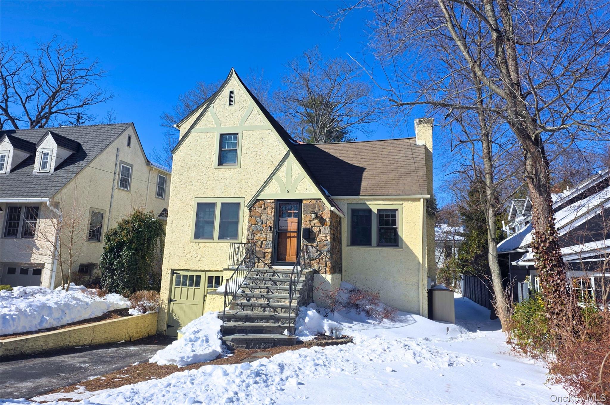 #1 photo, 6 Shadow Lane, Larchmont , NY 10538