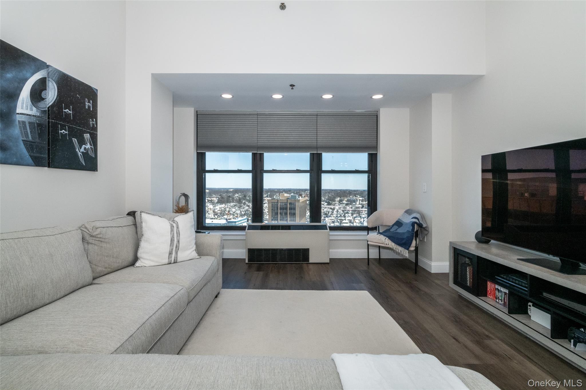 #10 photo, 100 New Roc City Place, New Rochelle , NY 10801