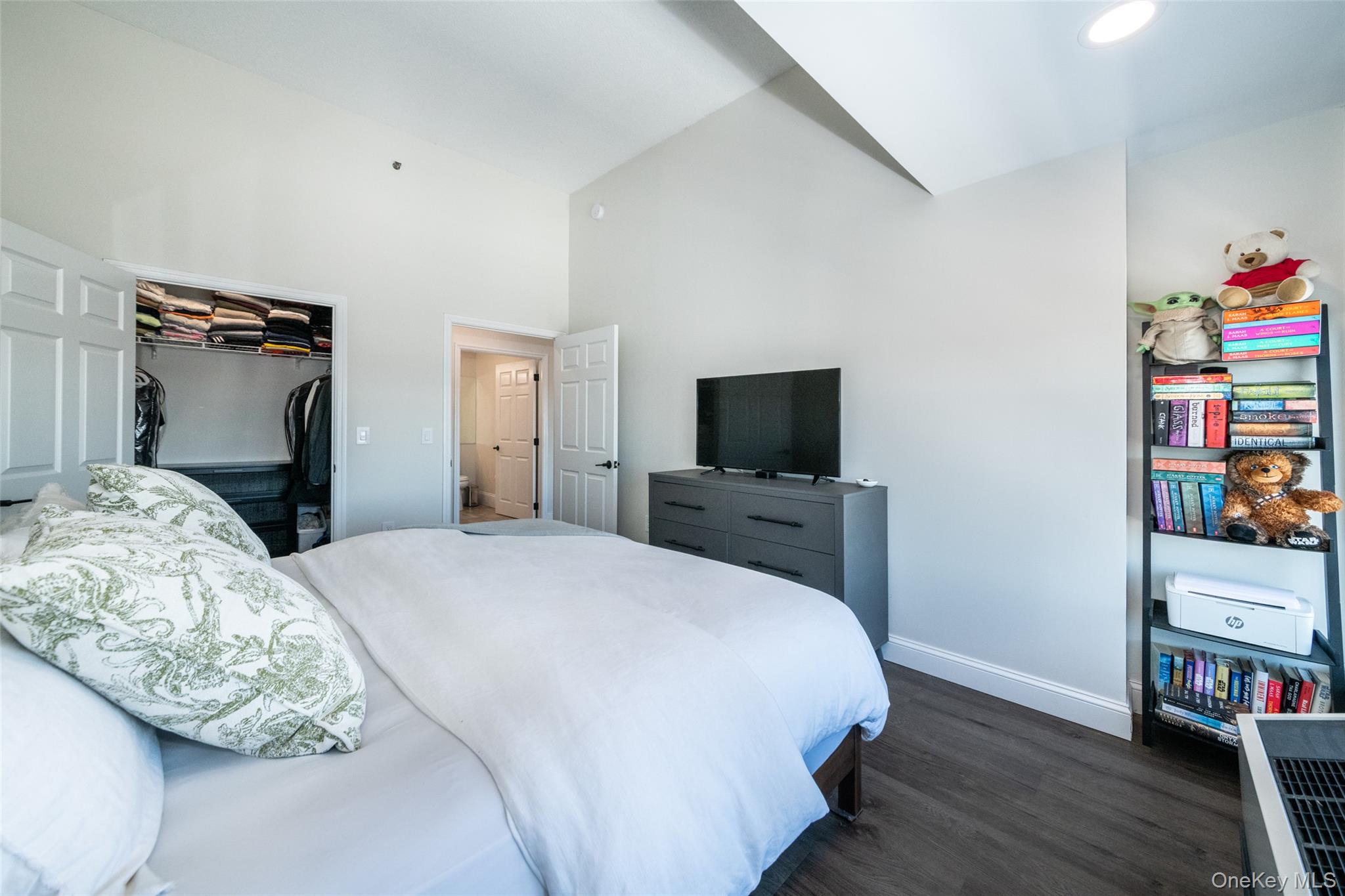 #17 photo, 100 New Roc City Place, New Rochelle , NY 10801