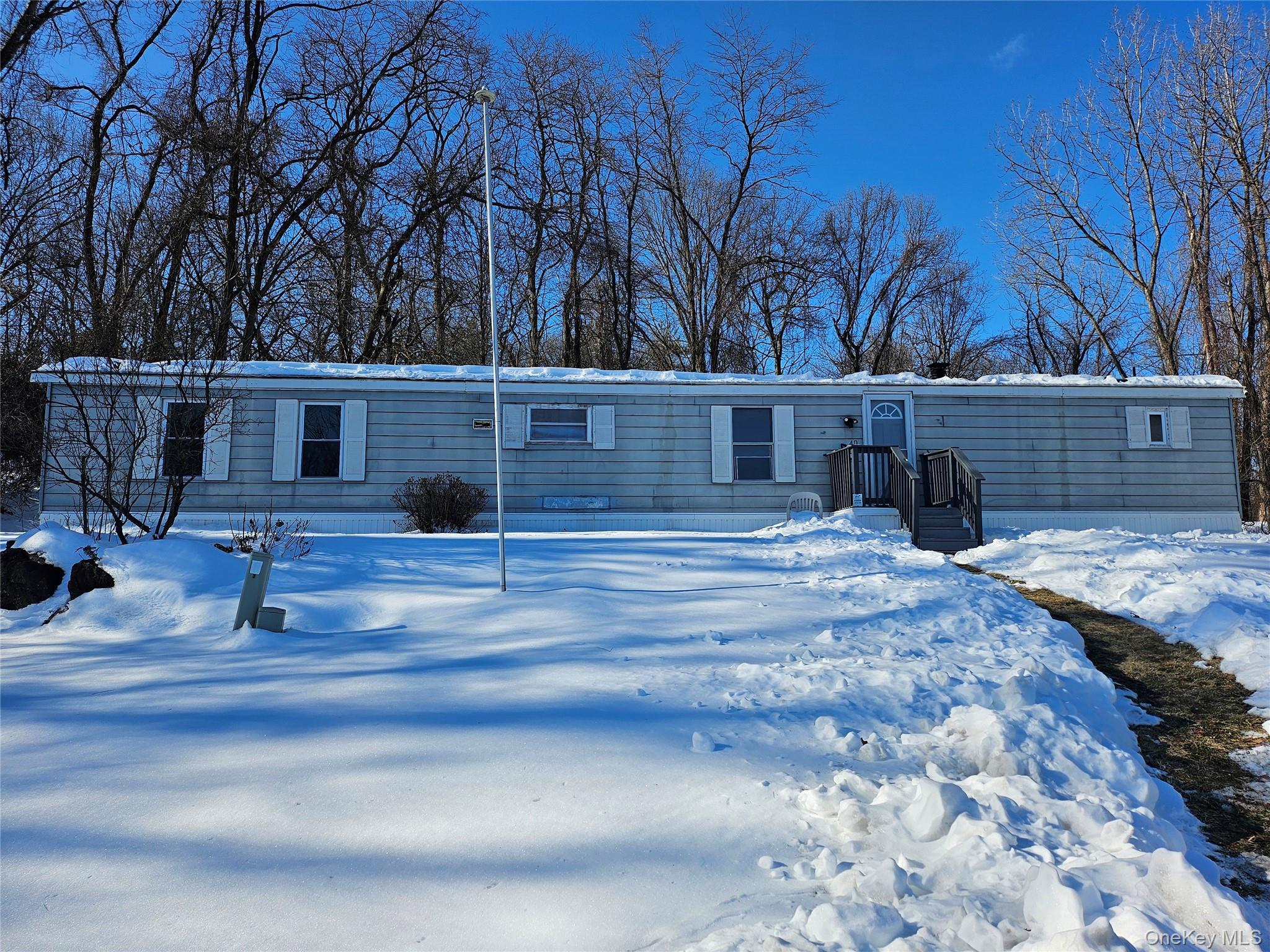 #1 photo, 40 Indiana Street, Esopus , NY 12417