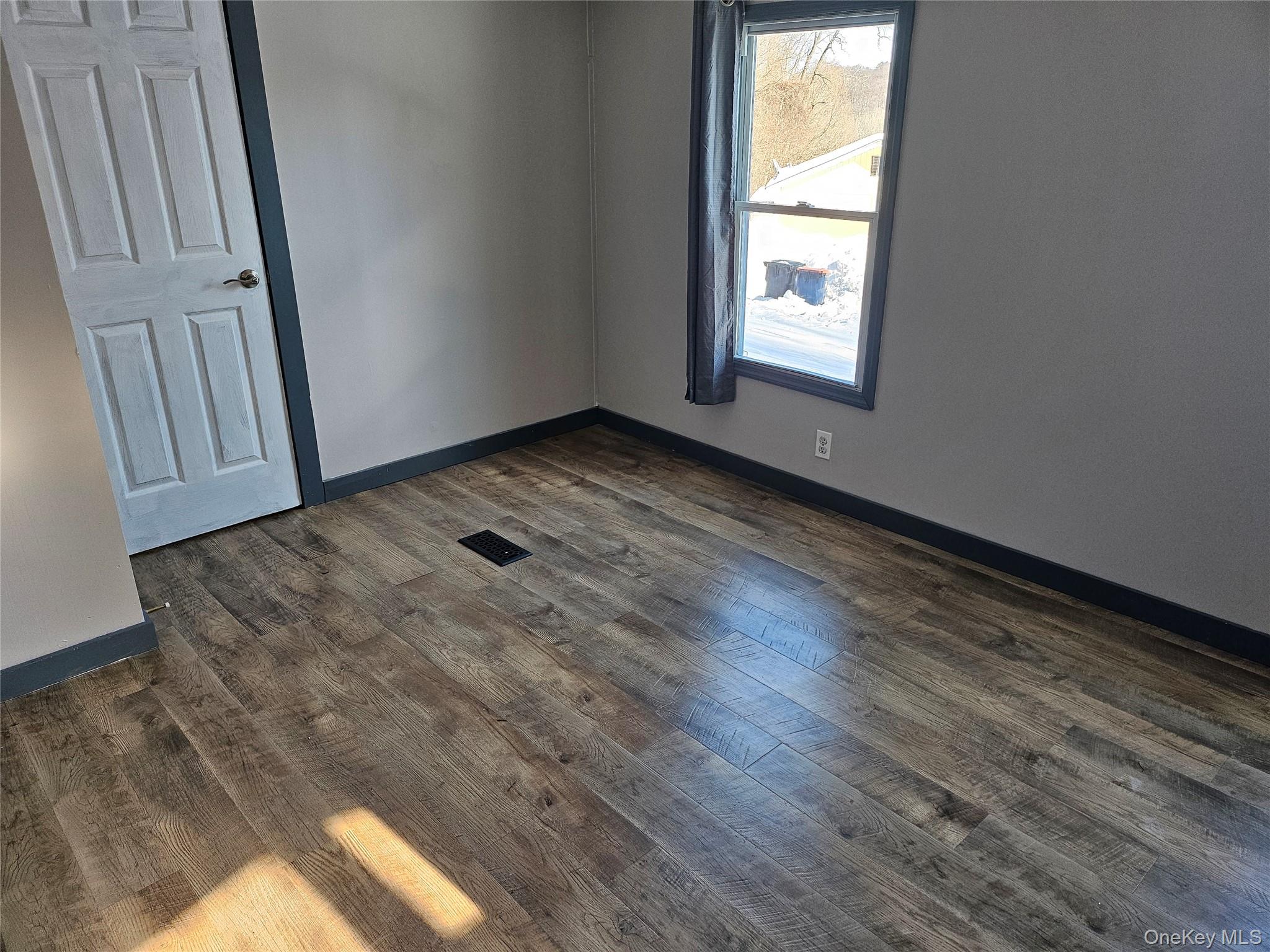 #11 photo, 40 Indiana Street, Esopus , NY 12417