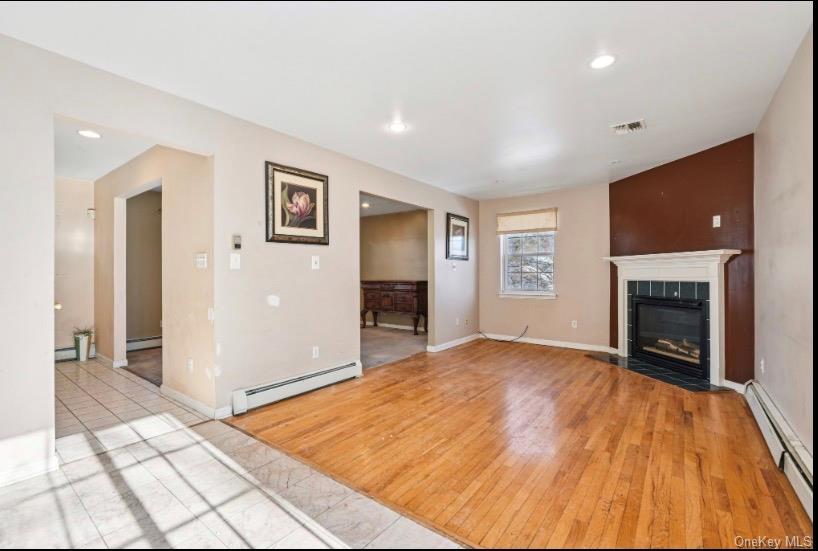 #6 photo, 15 Surrey Lane, Harriman , NY 10926