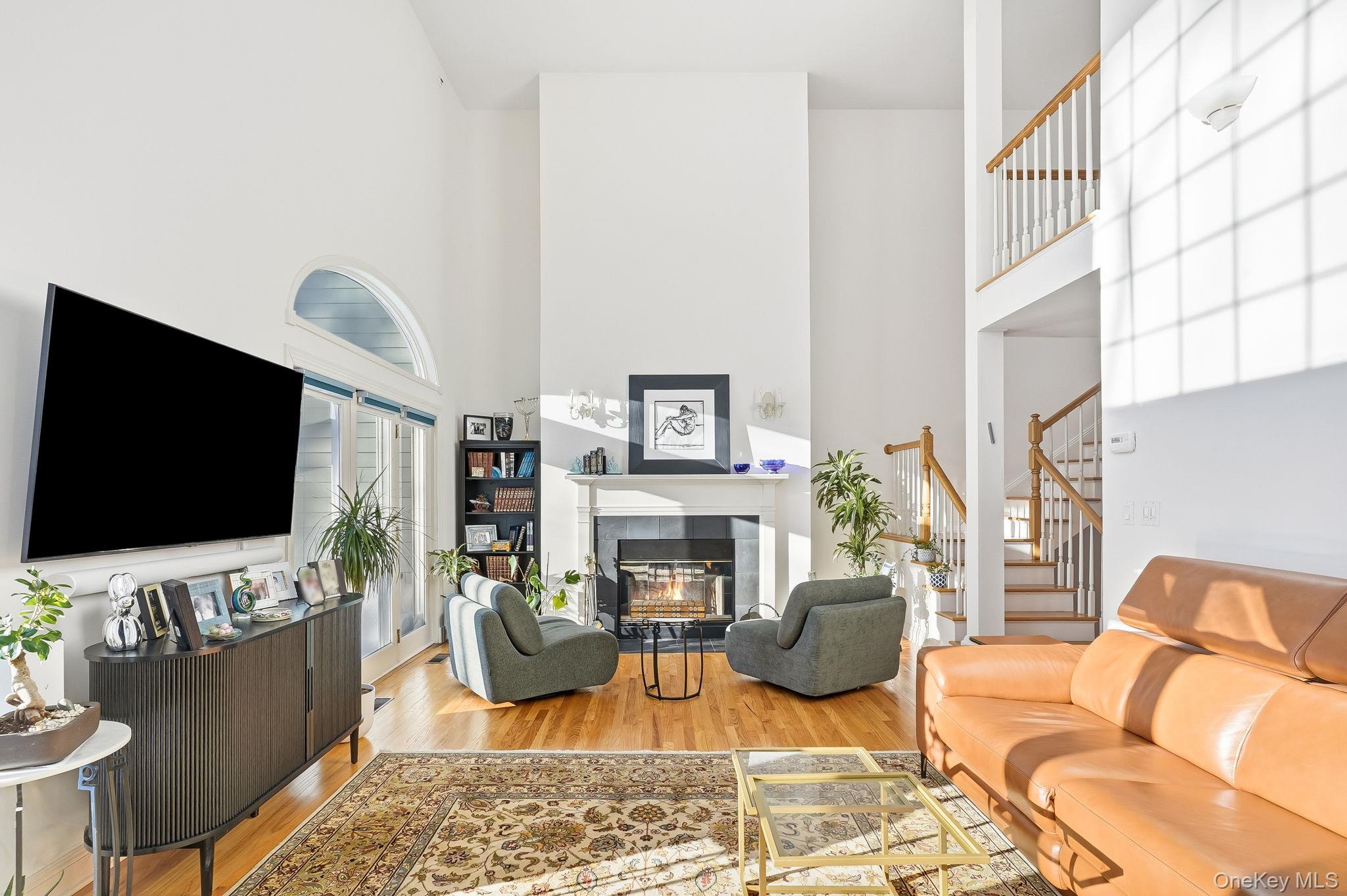 #4 photo, 14 Wyndham Close, White Plains , NY 10605