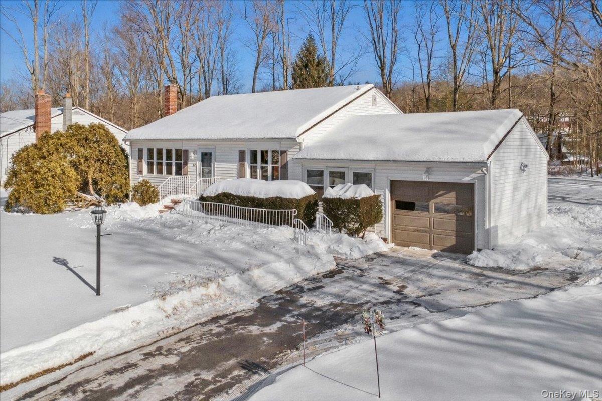 #3 photo, 82 Sleight Plass Road, Poughkeepsie , NY 12603