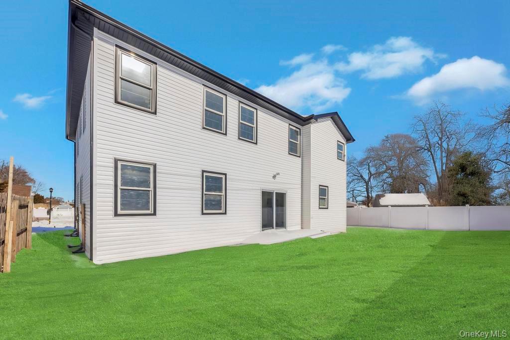 #6 photo, 62 Haven Lane, מחוז נסאו Levittown , NY 11756