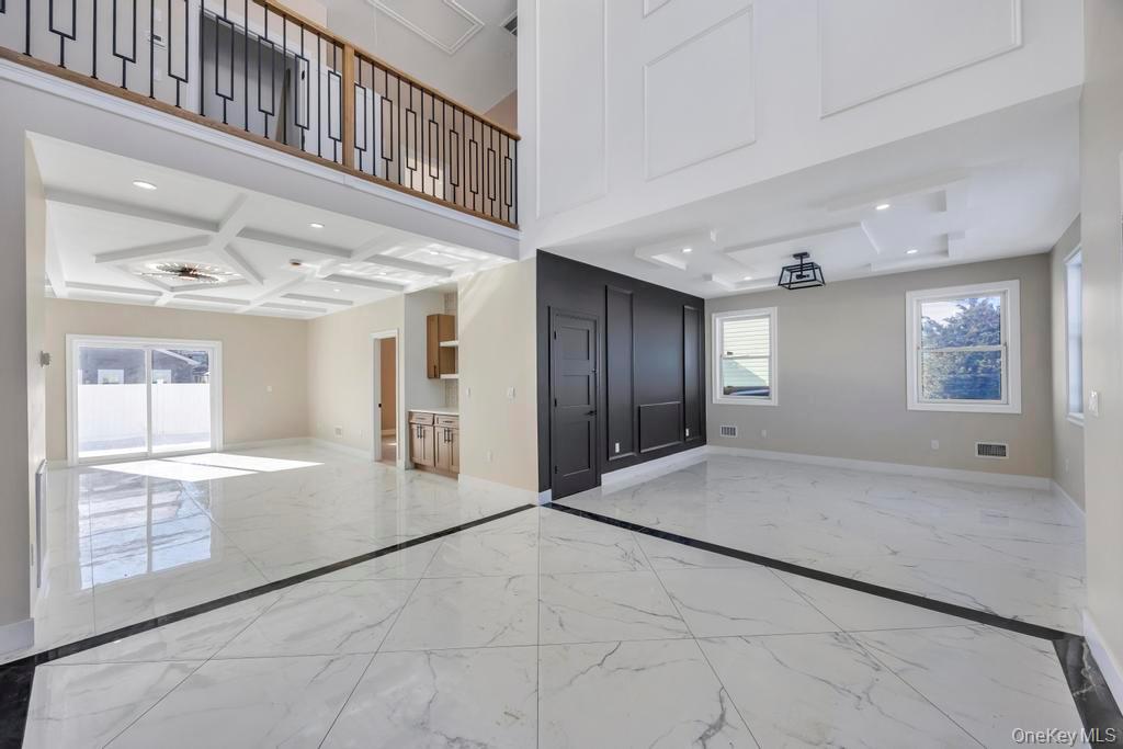 #7 photo, 62 Haven Lane, מחוז נסאו Levittown , NY 11756