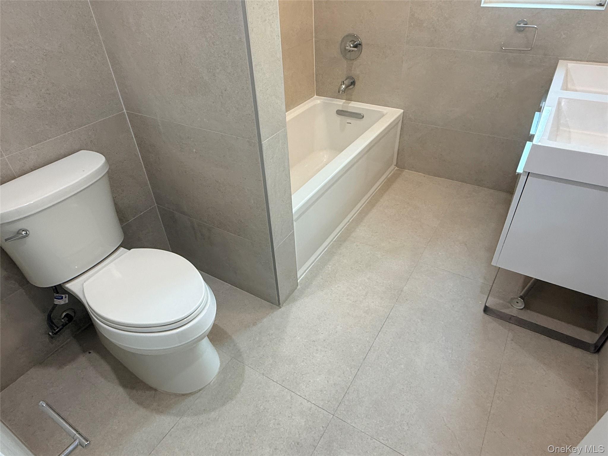 #18 photo, 4823 44th Street, Woodside , NY 11377