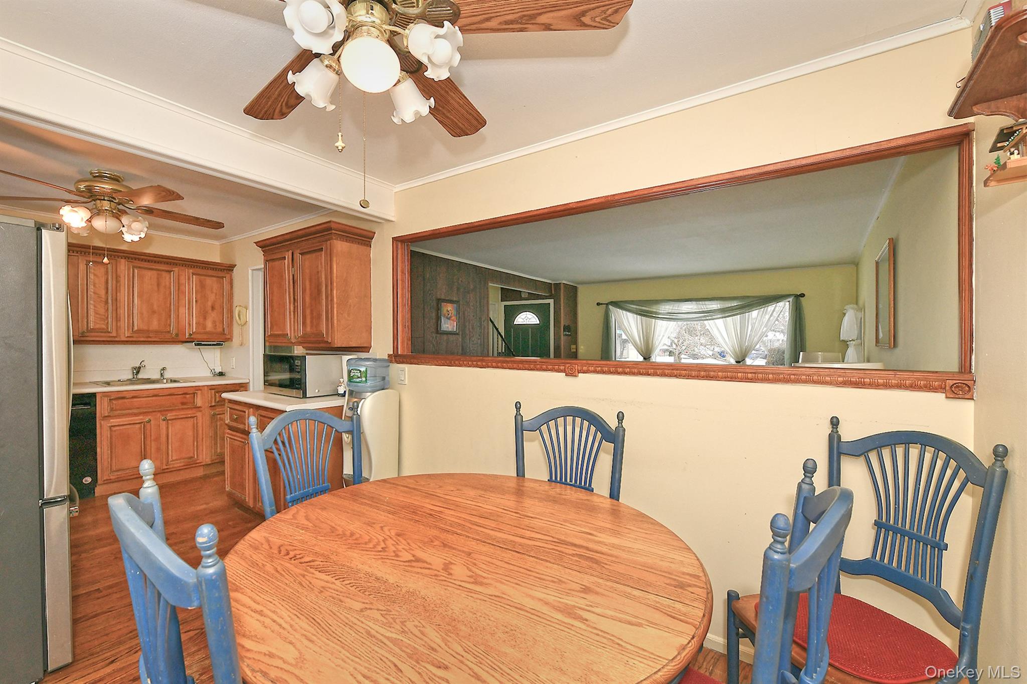 #13 photo, 325 Cayuga Avenue, East Meadow , NY 11554