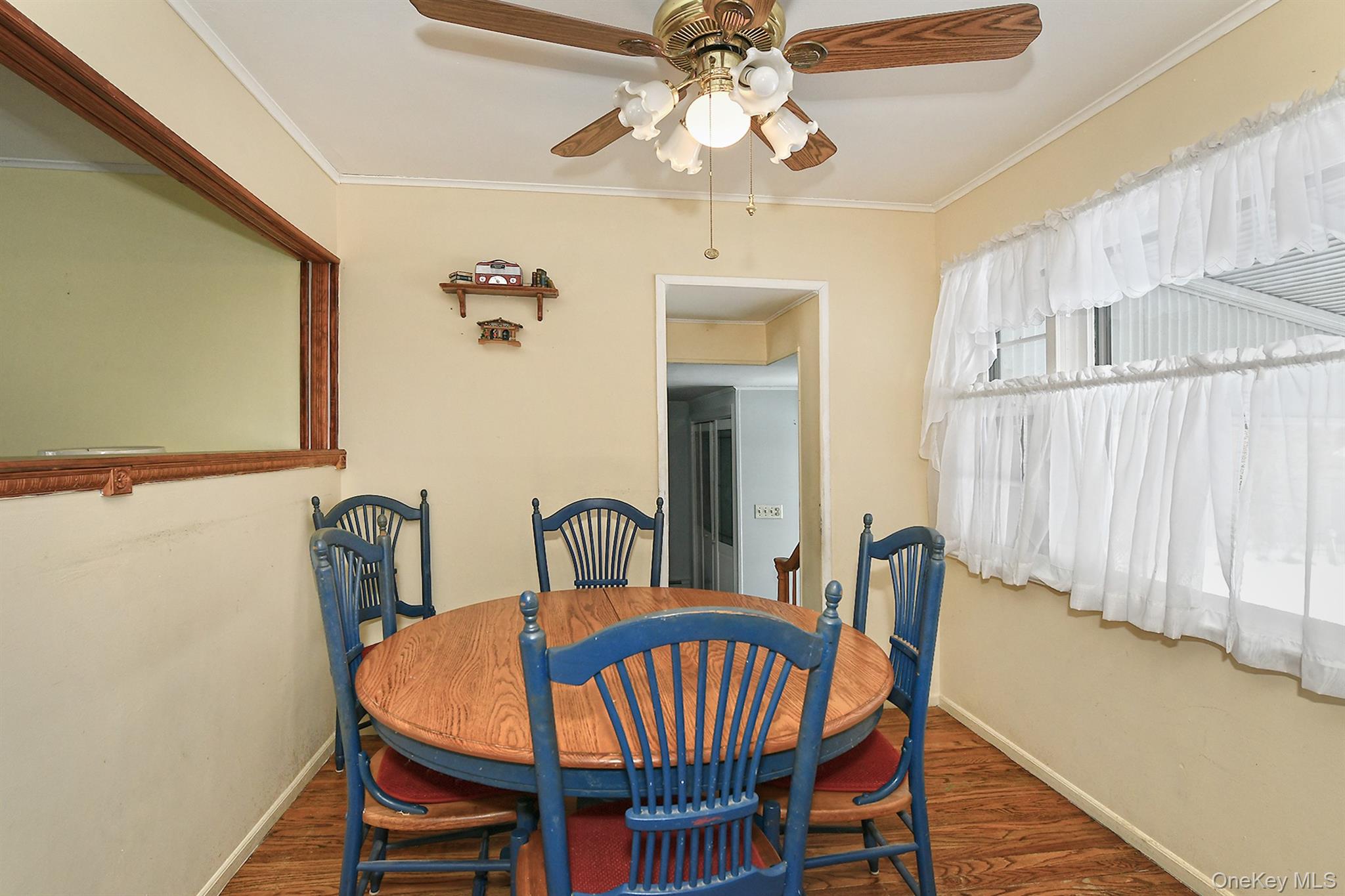 #14 photo, 325 Cayuga Avenue, East Meadow , NY 11554