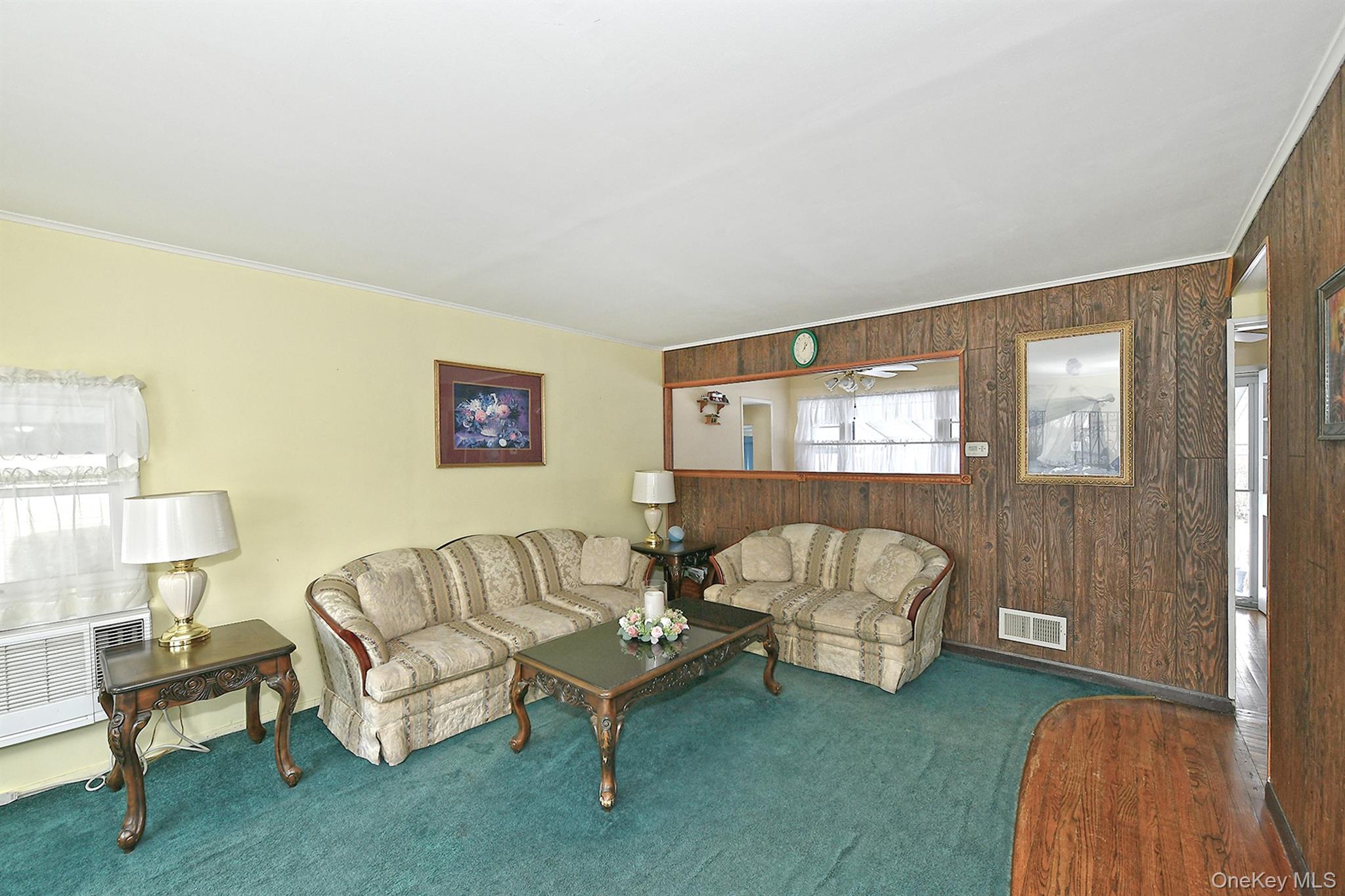 #7 photo, 325 Cayuga Avenue, East Meadow , NY 11554