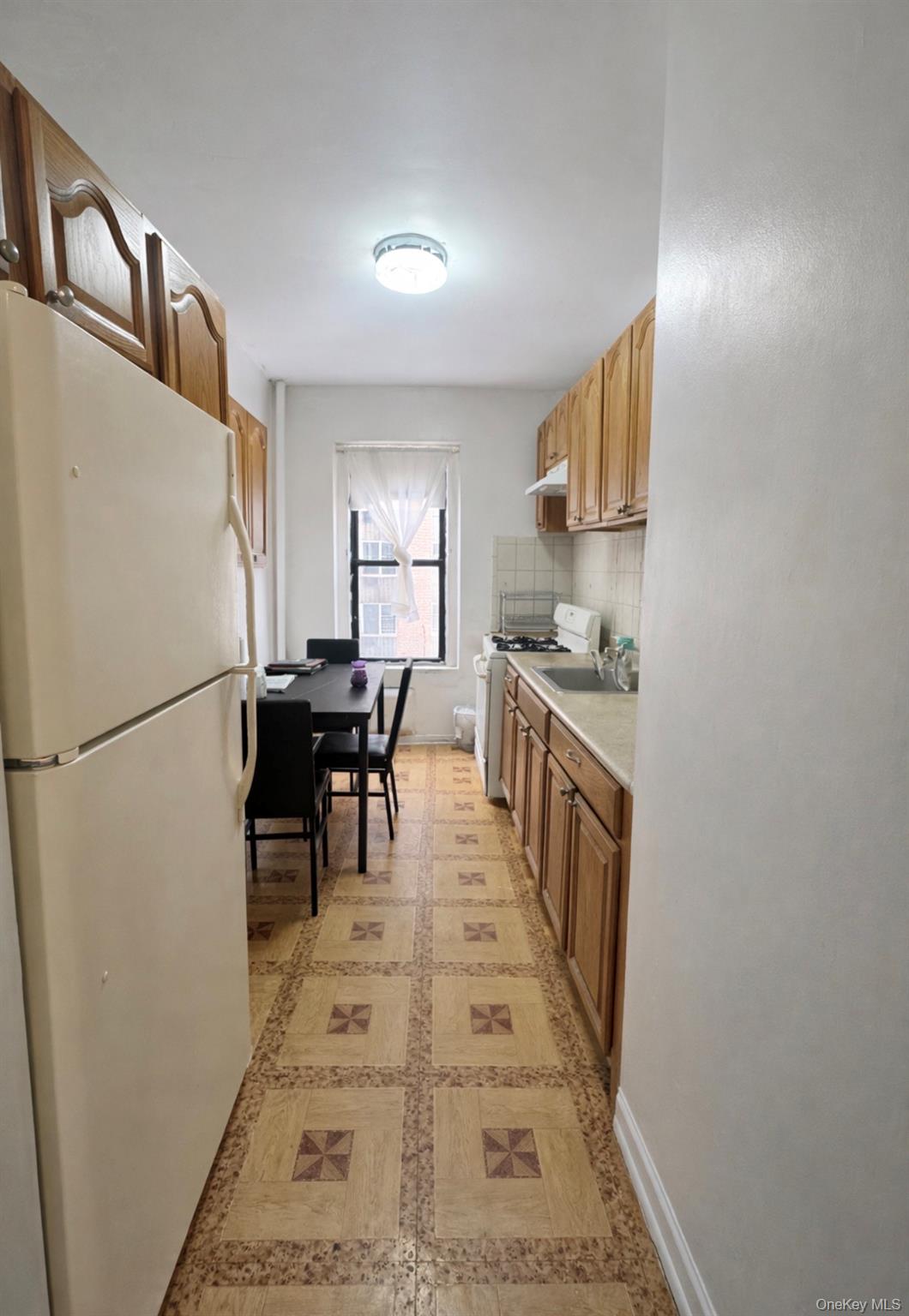 #10 photo, 1165 Fulton Avenue, 브롱크스 Bronx , NY 10456