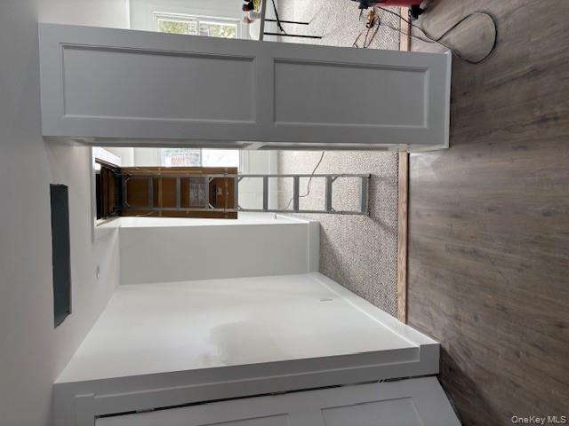 #9 photo, 16 Maple Avenue, Glen Cove , NY 11542