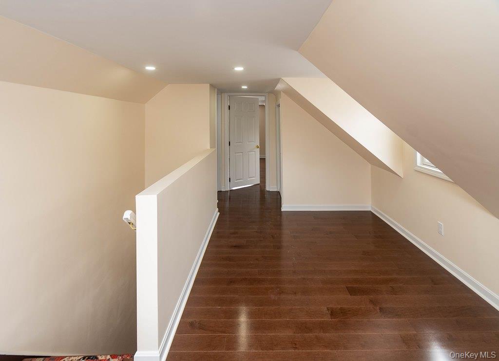 #20 photo, 2 Oven Rock Road, Call Listing Agent , CT 06801