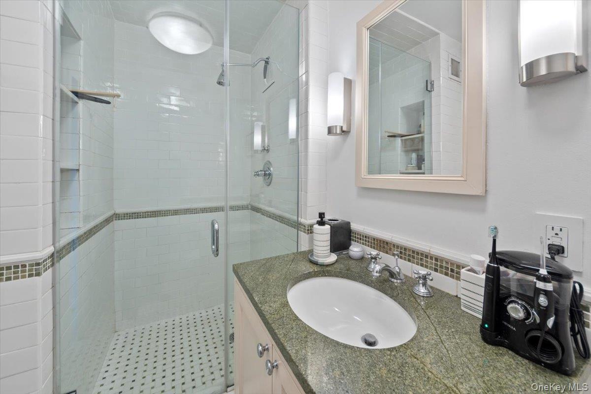 #17 photo, 3671 Hudson Manor Terrace, Bronx , NY 10463