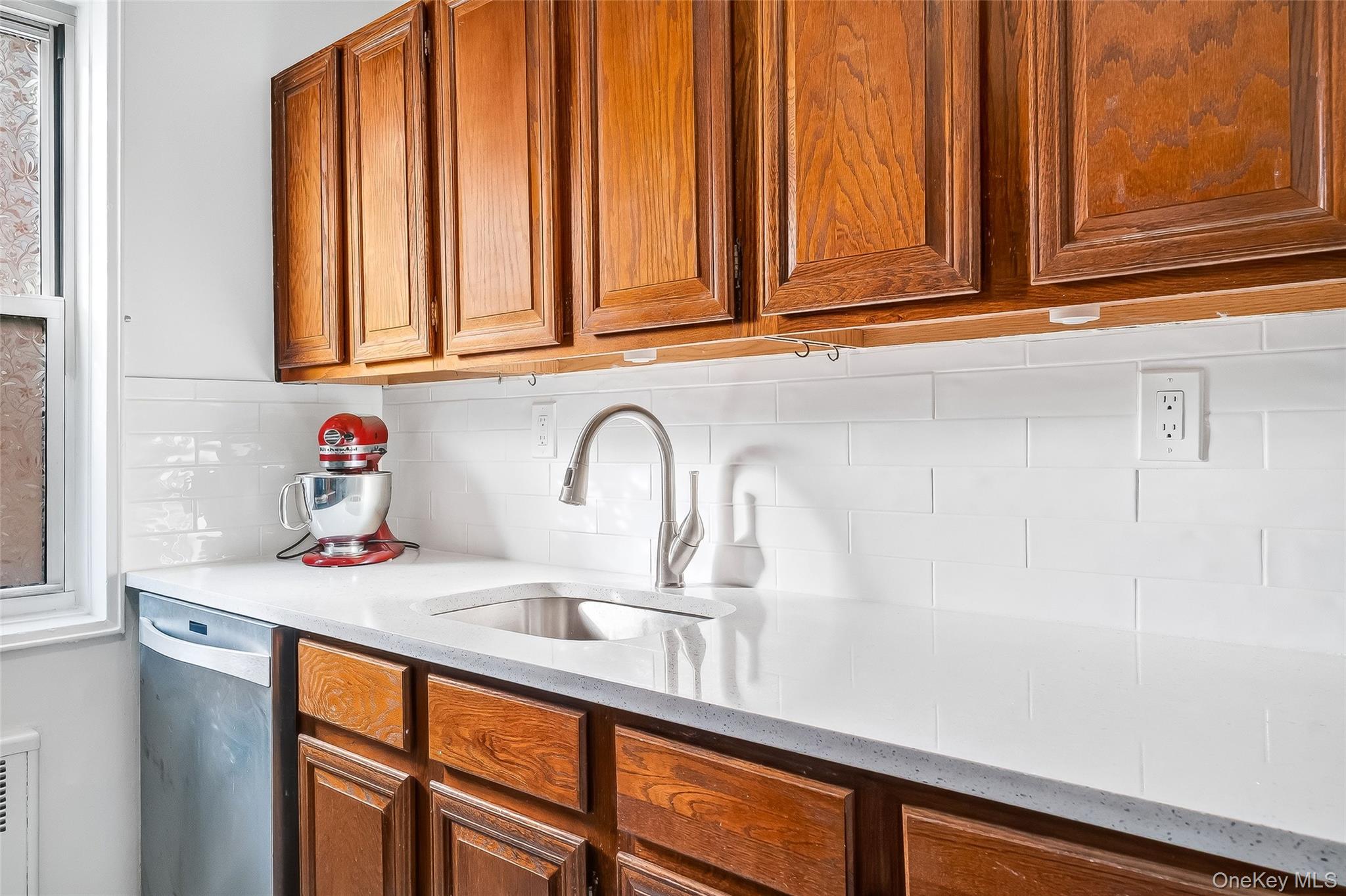 #13 photo, 609 Palmer Road, 纽约州 Yonkers , NY 10701