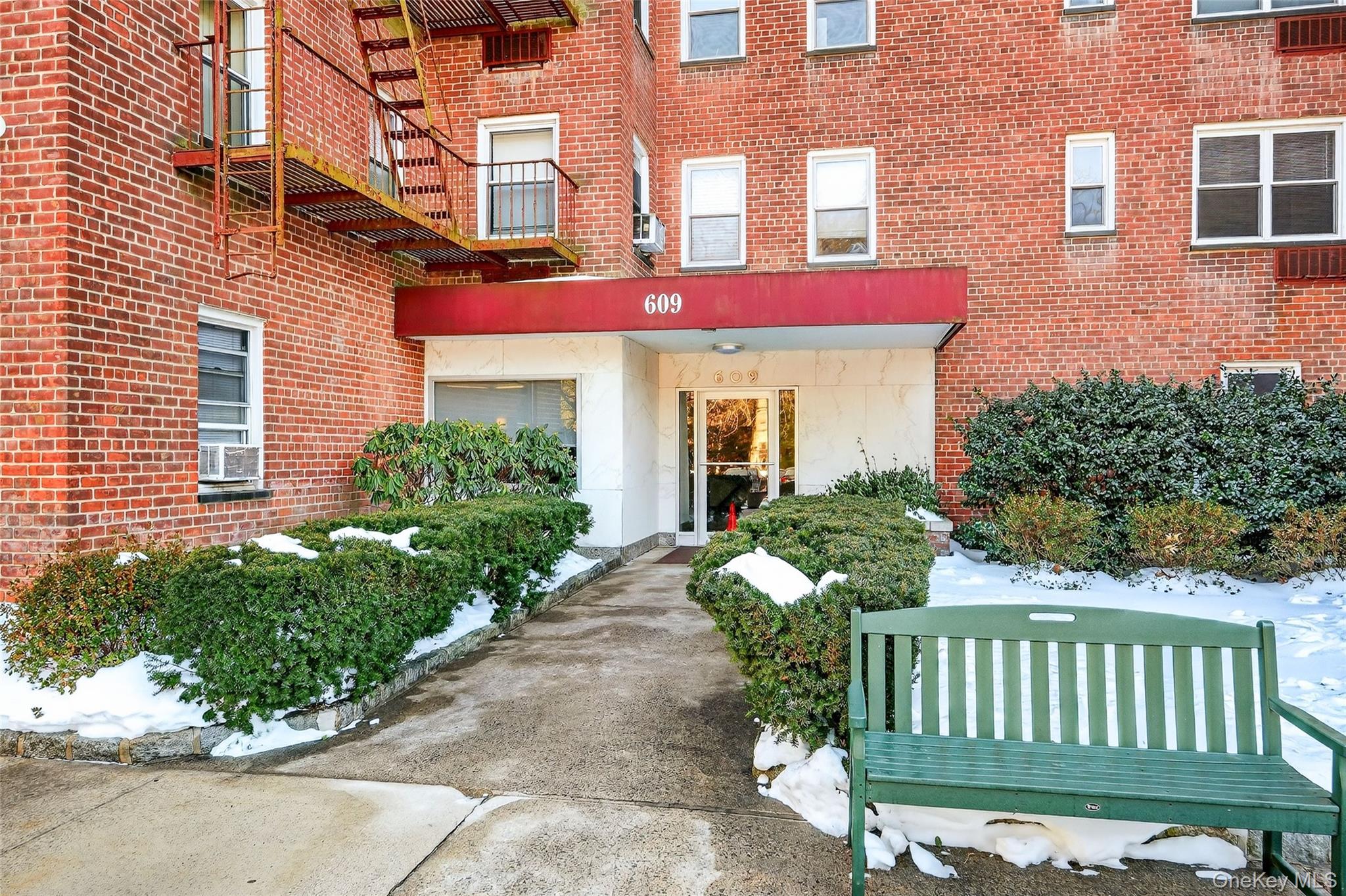 #4 photo, 609 Palmer Road, 纽约州 Yonkers , NY 10701