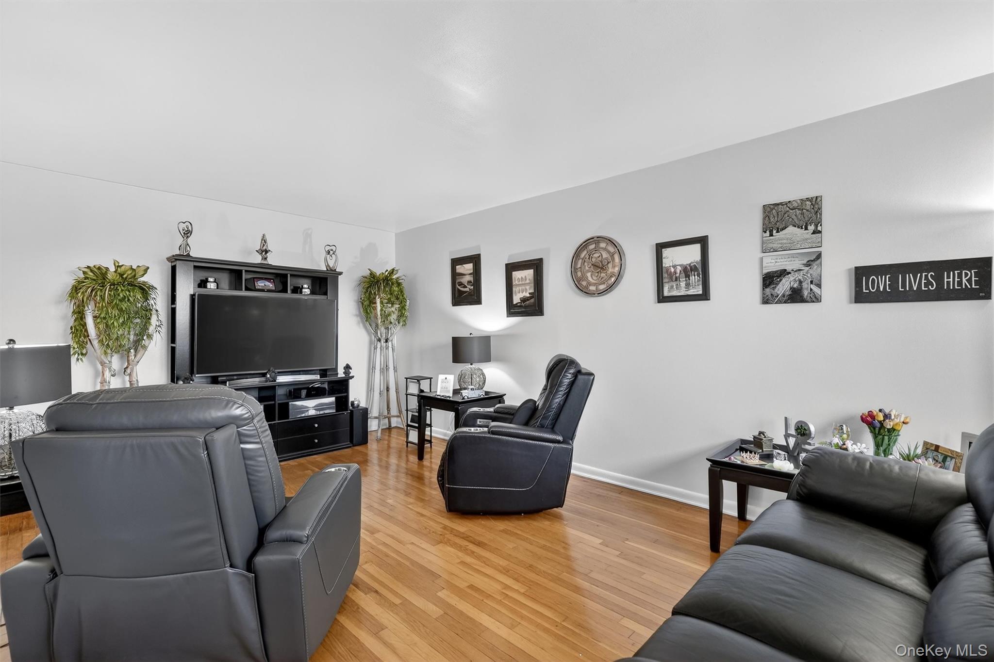 #10 photo, 1300 Midland, Yonkers , NY 10704