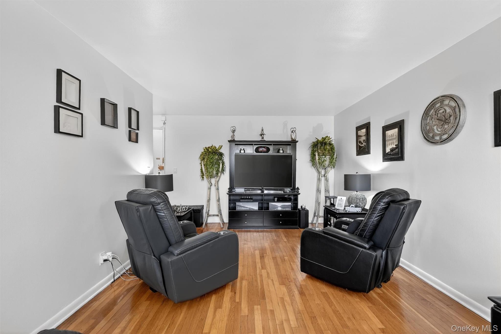 #12 photo, 1300 Midland, Yonkers , NY 10704