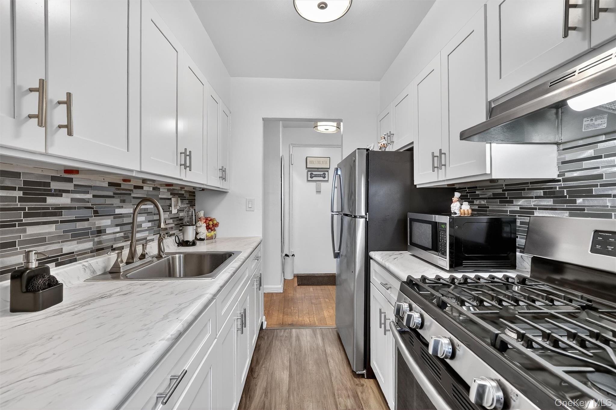 #17 photo, 1300 Midland, Yonkers , NY 10704