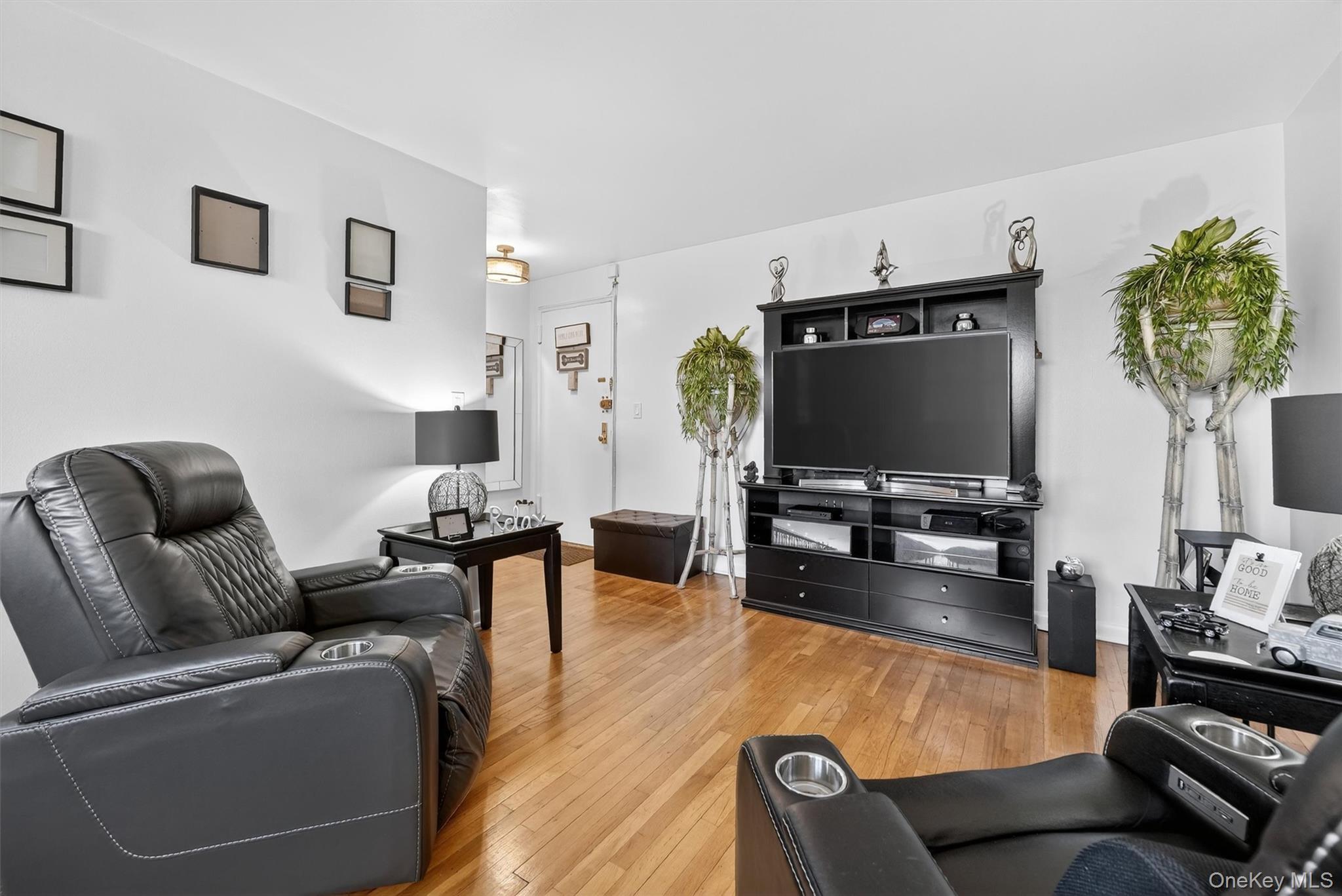 #7 photo, 1300 Midland, Yonkers , NY 10704