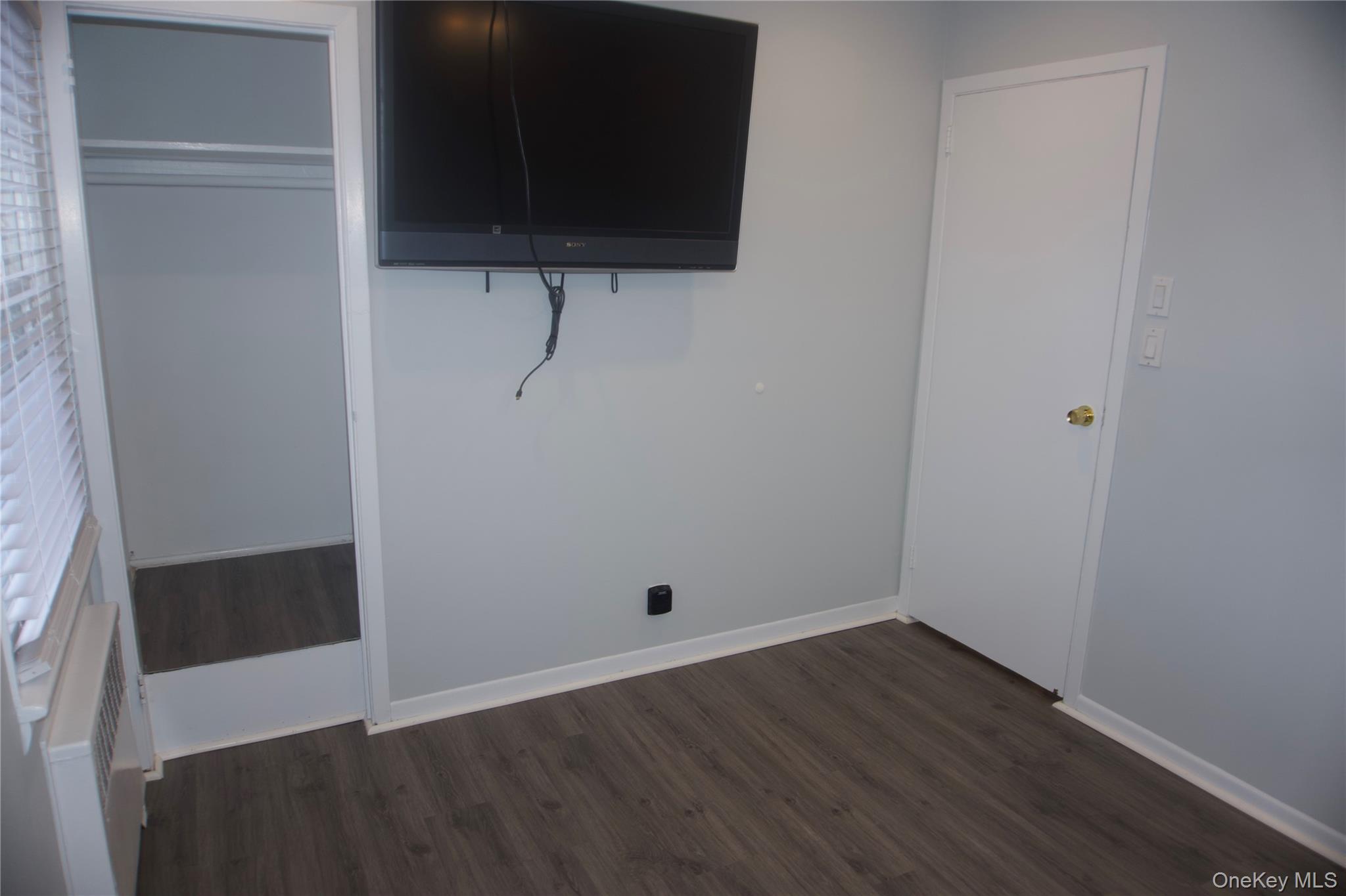 #14 photo, 3134 Ward Lane, Wantagh , NY 11793