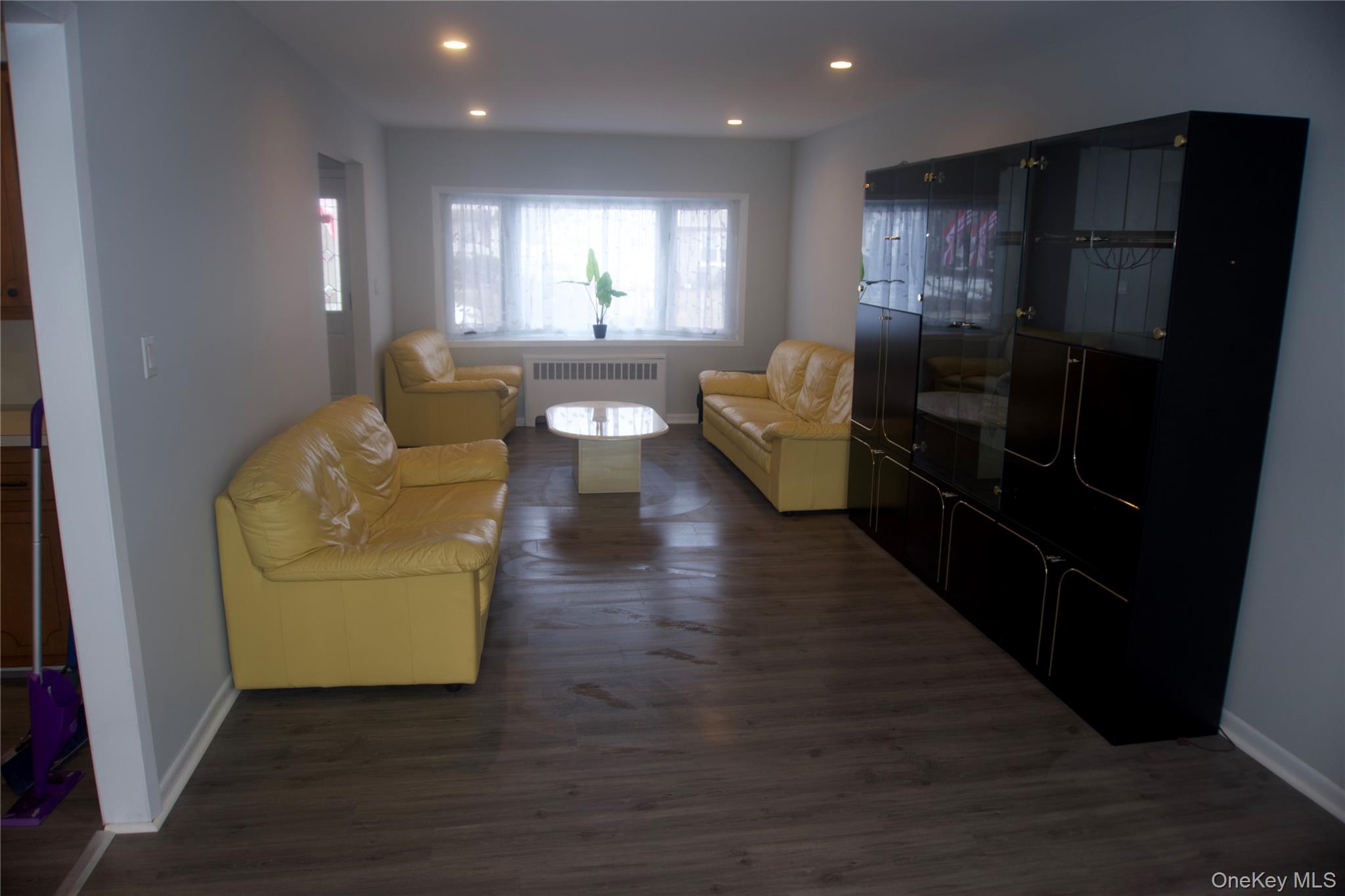 #5 photo, 3134 Ward Lane, Wantagh , NY 11793