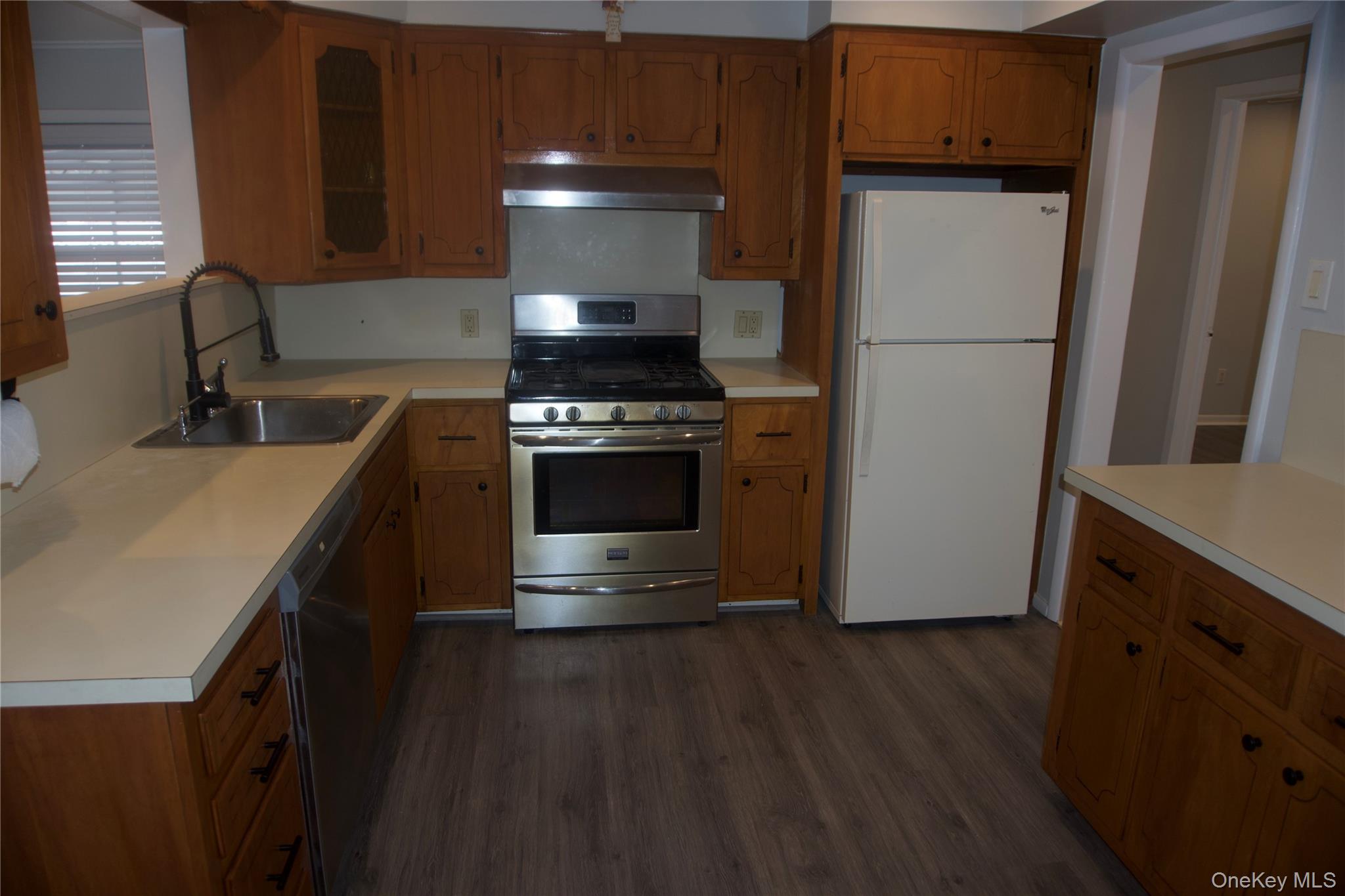 #7 photo, 3134 Ward Lane, Wantagh , NY 11793