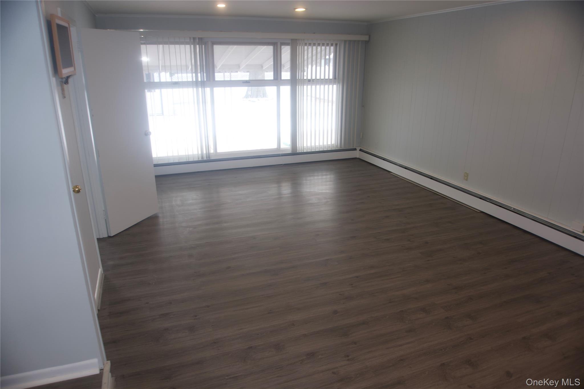 #8 photo, 3134 Ward Lane, Wantagh , NY 11793