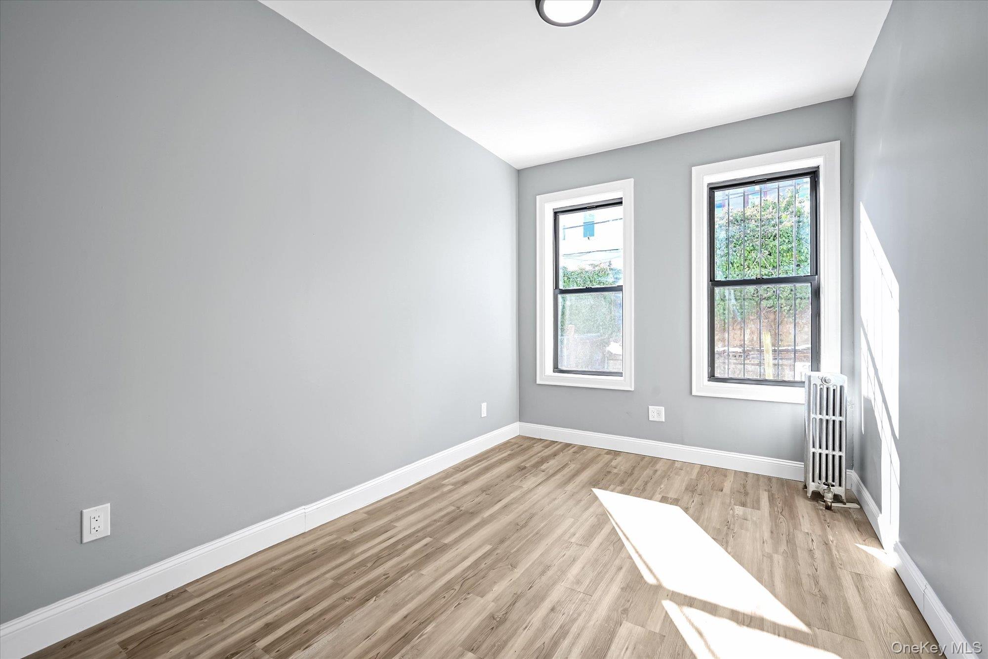 #7 photo, 438 E 98th Street, 布鲁克林 Brooklyn , NY 11212