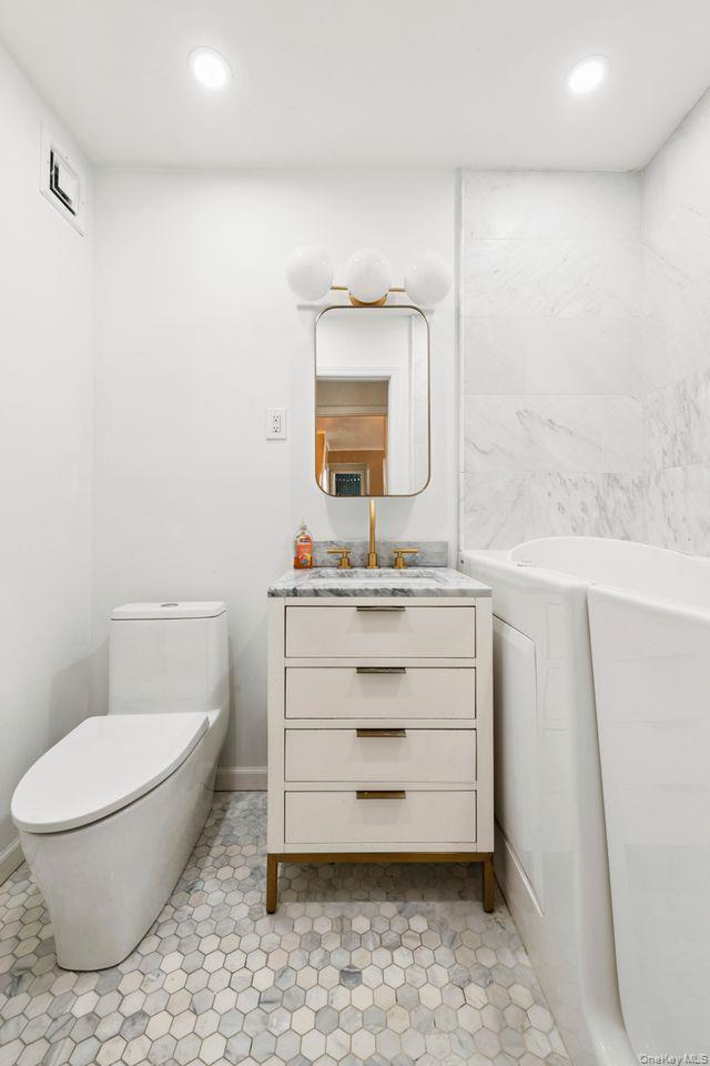 #7 photo, 1165 E 54th Street, Brooklyn , NY 11234