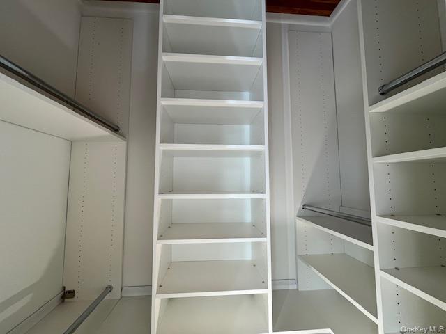 #11 photo, 141 Manorhaven Boulevard, Port Washington , NY 11050