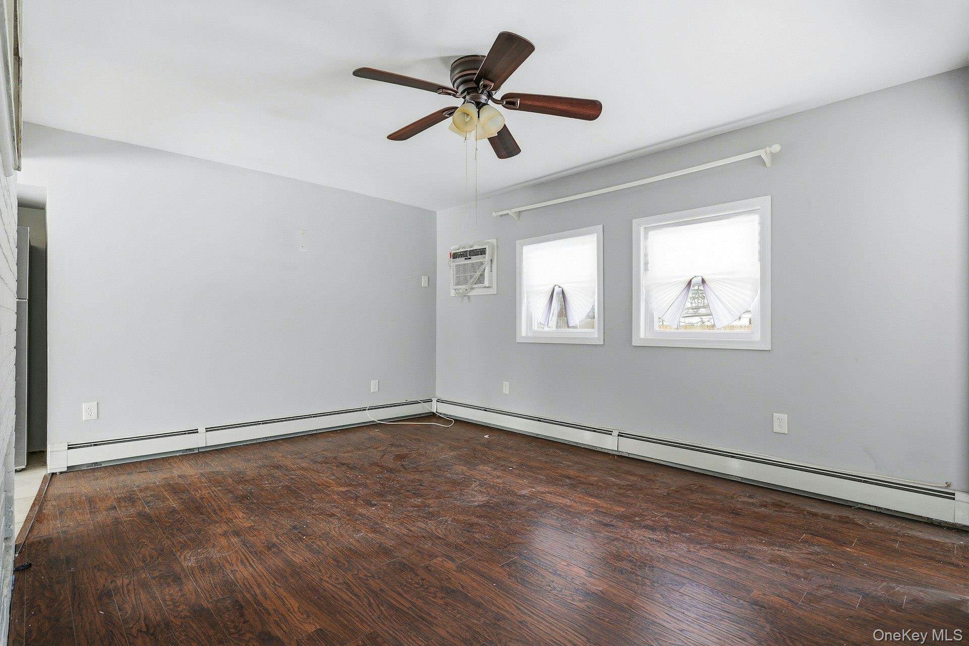 #14 photo, 23 Elm Drive, Levittown , NY 11756