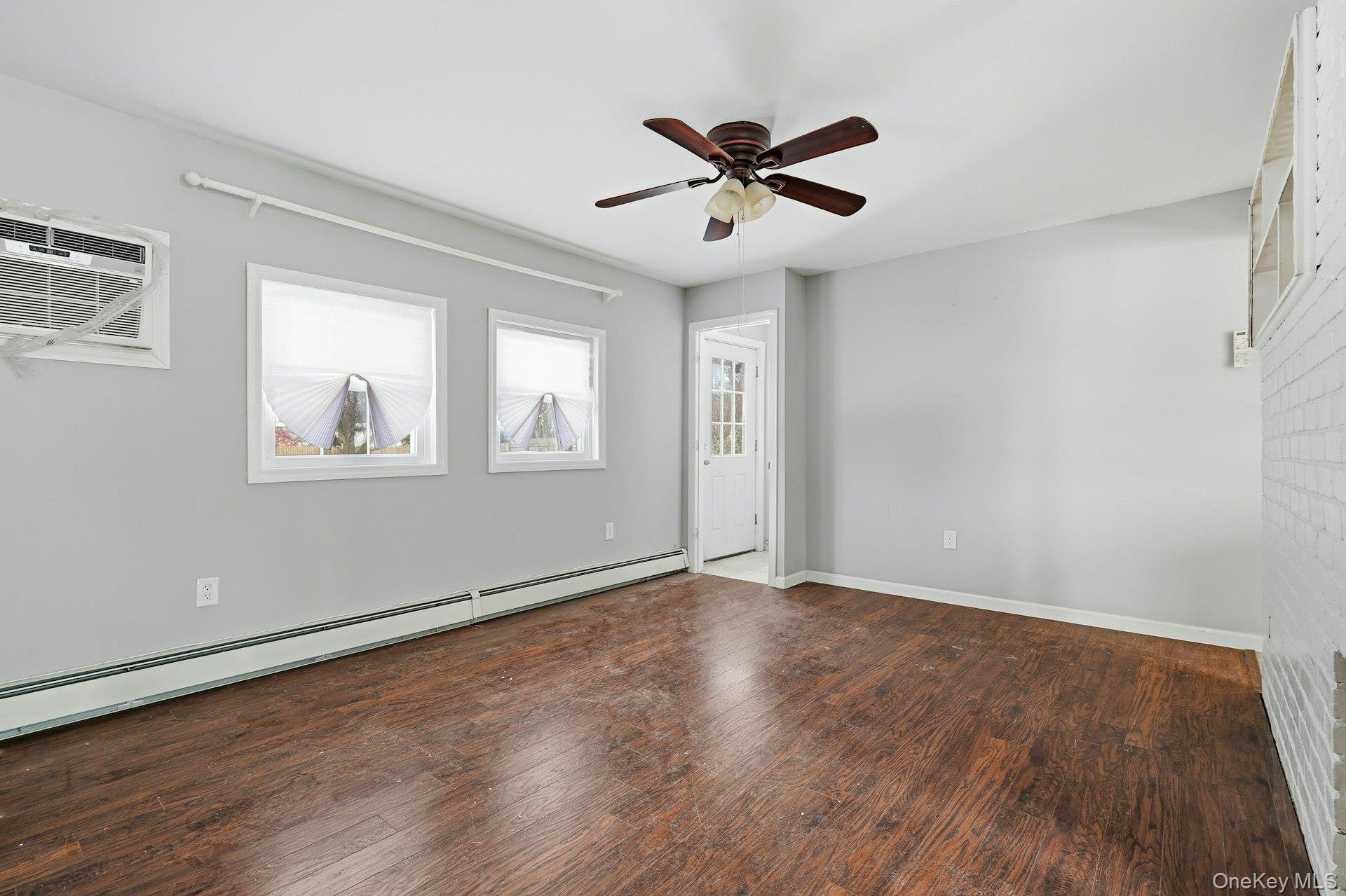 #16 photo, 23 Elm Drive, Levittown , NY 11756