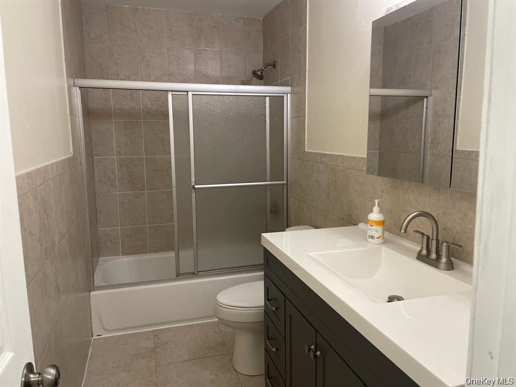 #10 photo, 95 Hill Court, Calverton , NY 11933