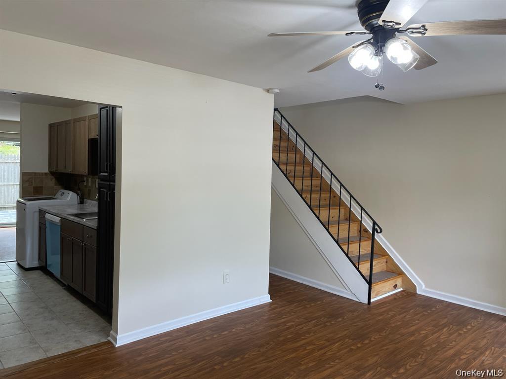 #6 photo, 95 Hill Court, Calverton , NY 11933