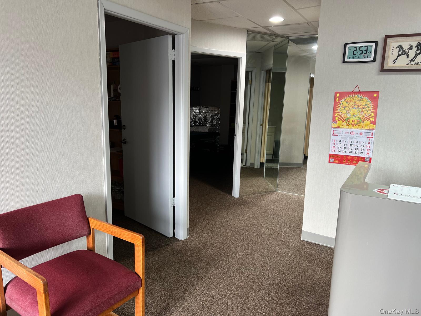 #6 photo, 6268 Jericho Turnpike, מחוז סאפוק Commack , NY 11725