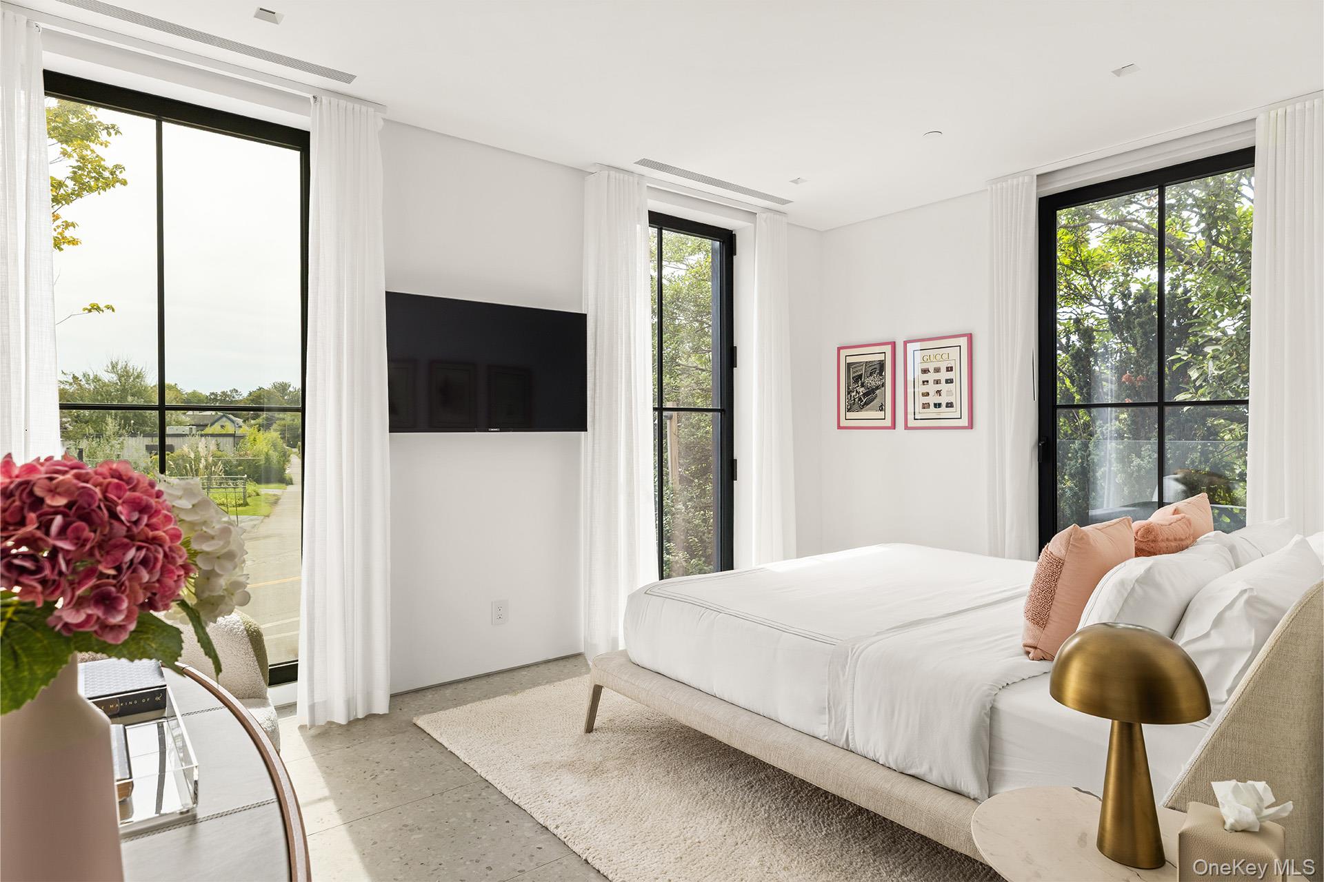 #12 photo, 2 A West Water Street, Sag Harbor , NY 11963