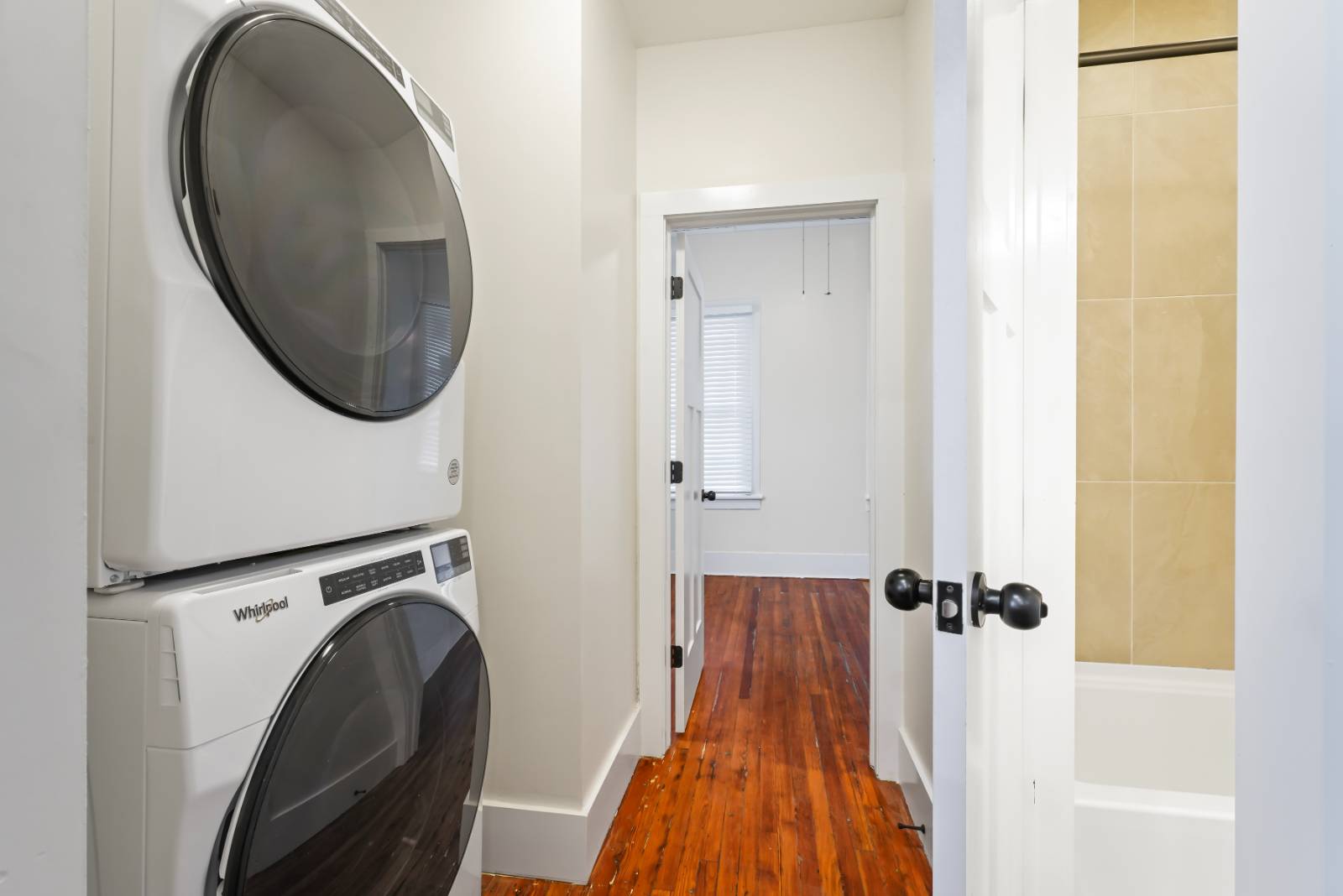 #17 photo, 58 Lincoln Ave, Saratoga Springs , NY 12866