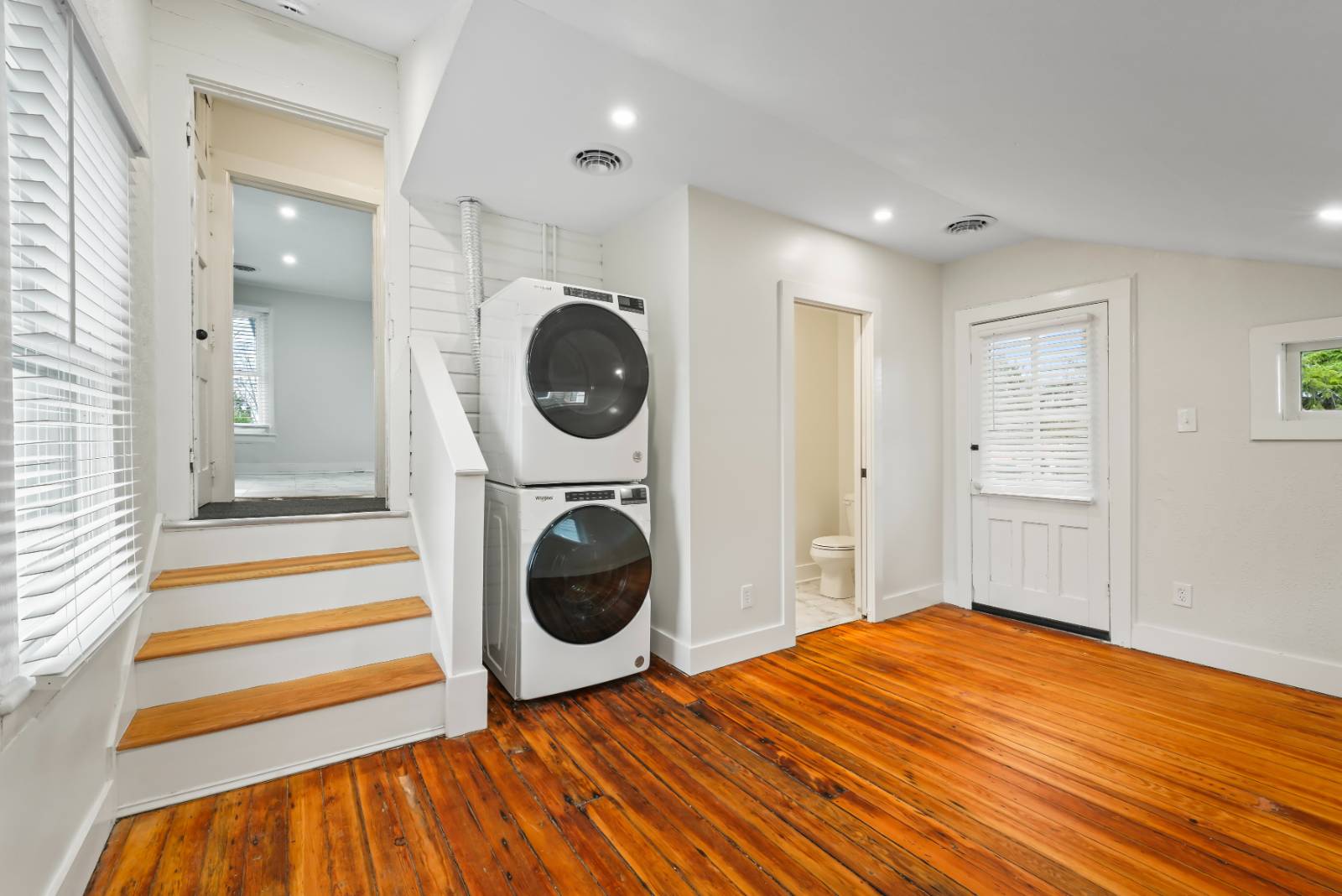 #31 photo, 58 Lincoln Ave, Saratoga Springs , NY 12866