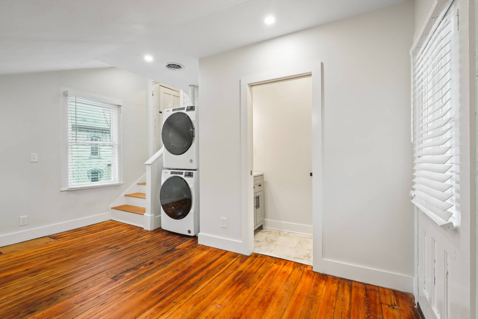 #32 photo, 58 Lincoln Ave, Saratoga Springs , NY 12866