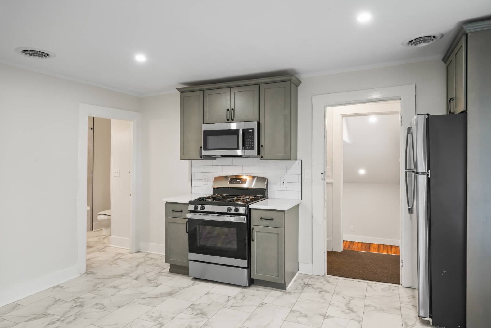 #35 photo, 58 Lincoln Ave, Saratoga Springs , NY 12866