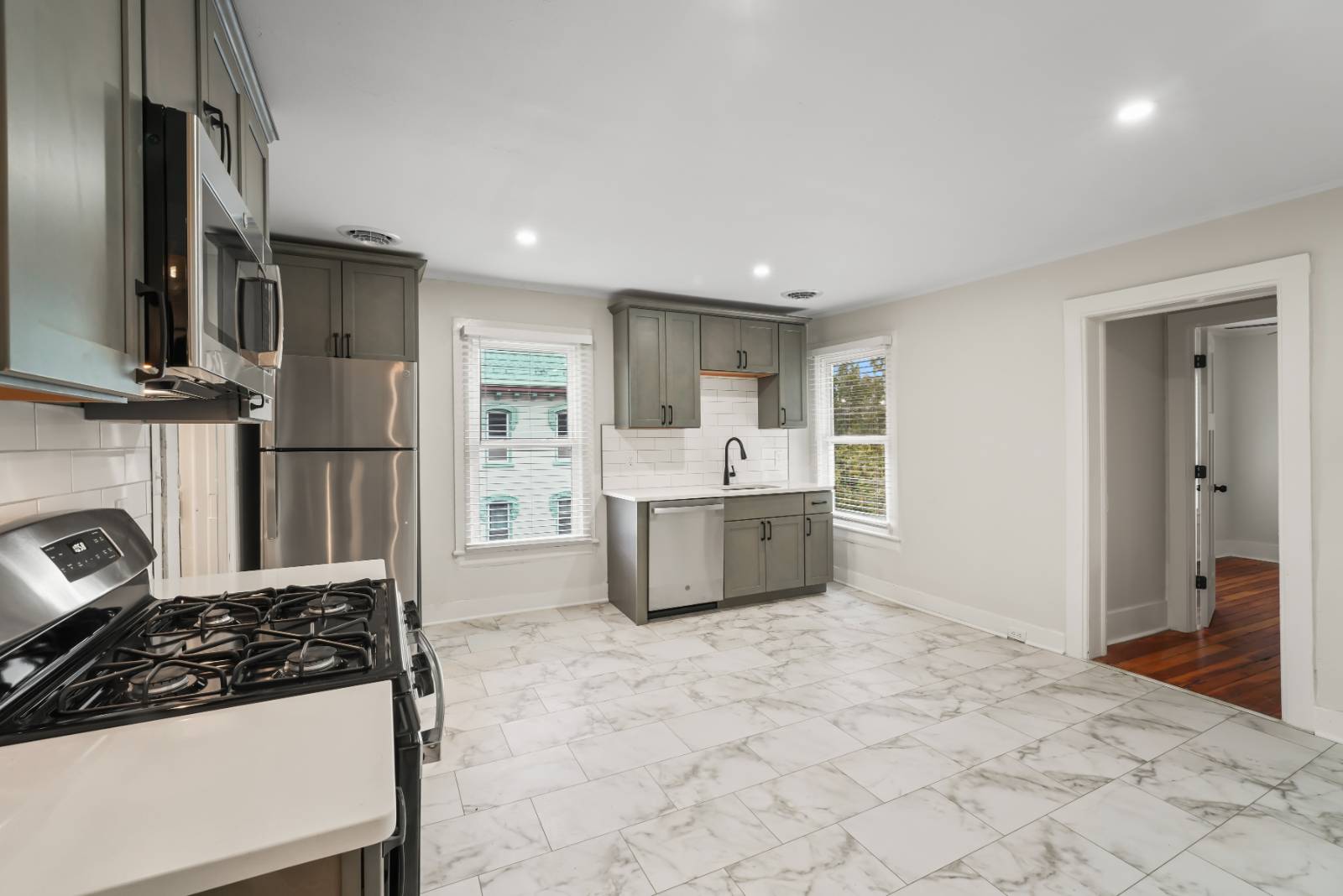 #39 photo, 58 Lincoln Ave, Saratoga Springs , NY 12866