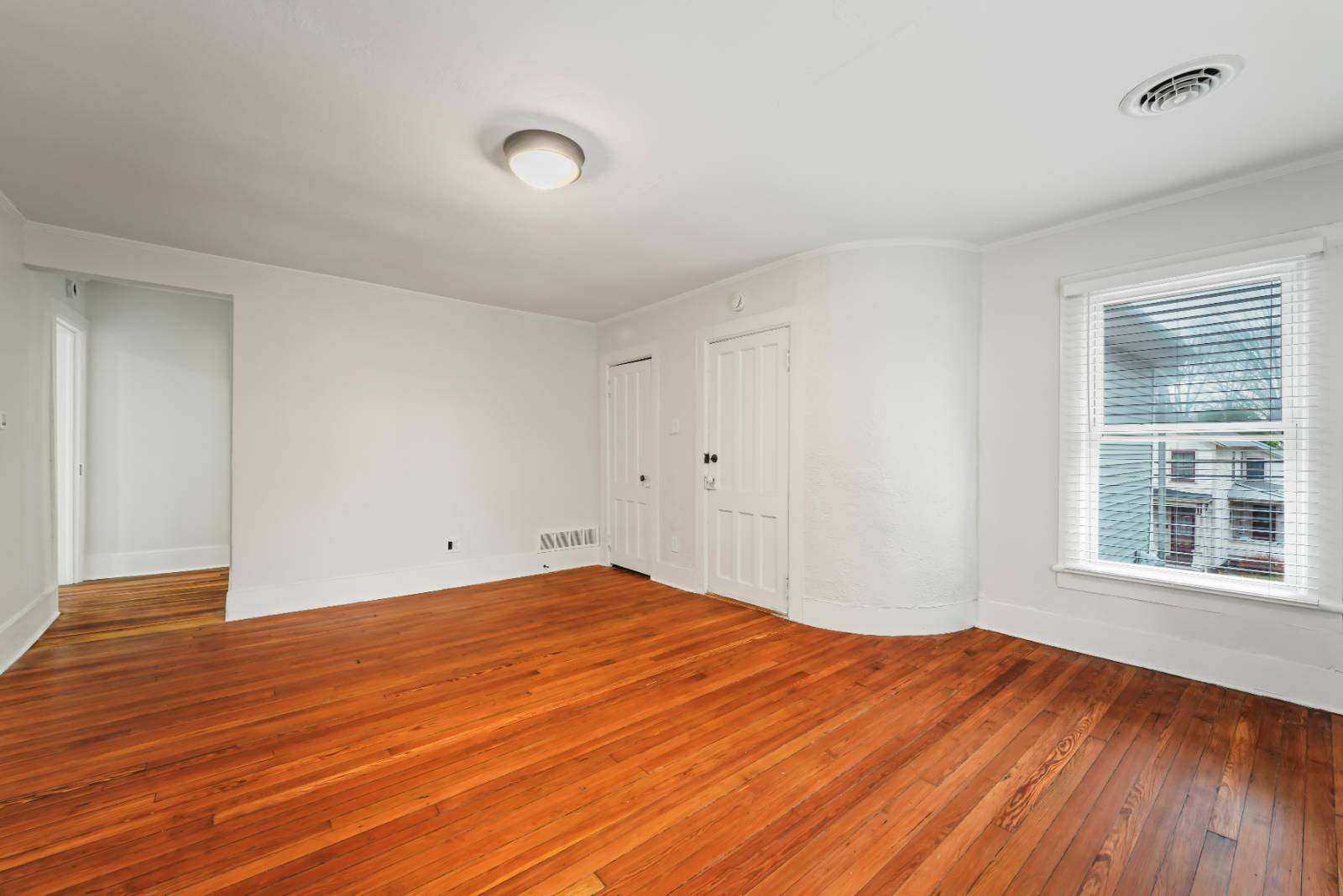 #42 photo, 58 Lincoln Ave, Saratoga Springs , NY 12866