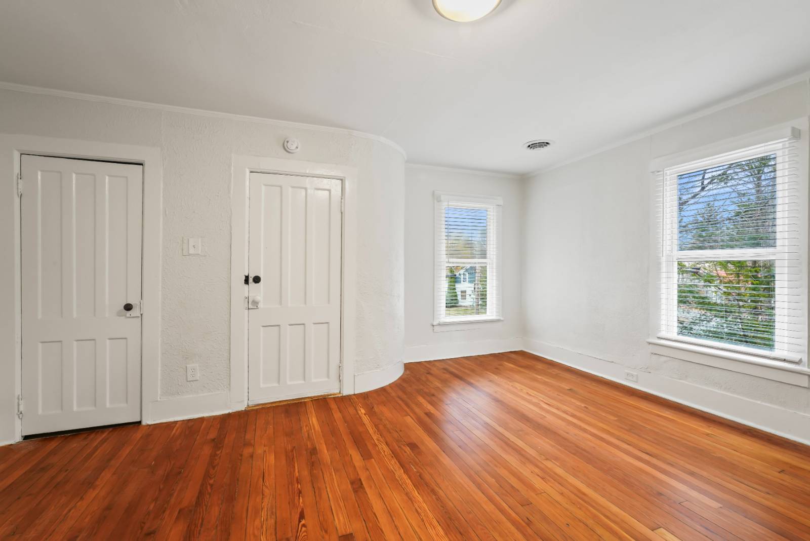 #43 photo, 58 Lincoln Ave, Saratoga Springs , NY 12866