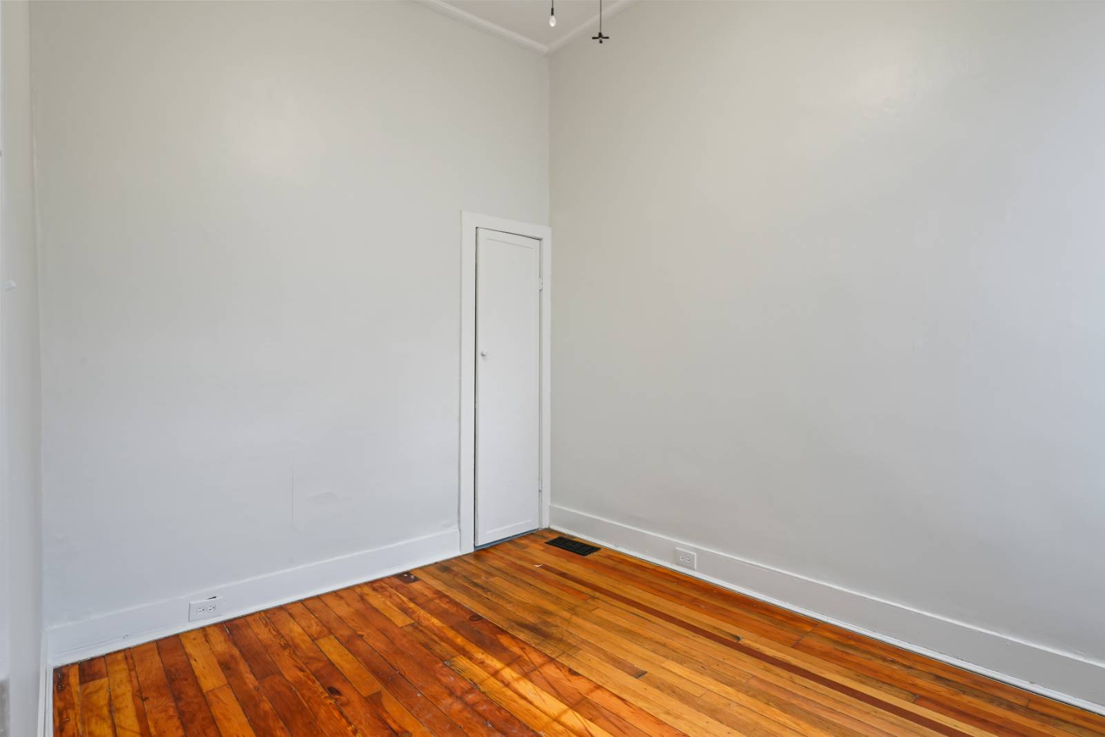 #62 photo, 58 Lincoln Ave, Saratoga Springs , NY 12866